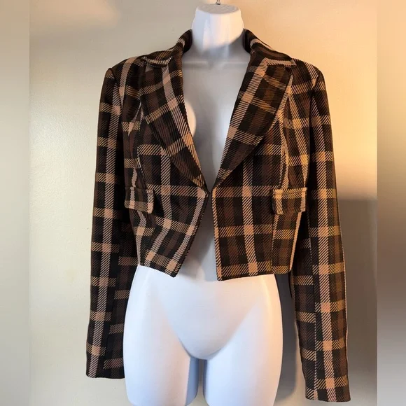 New York and Company Plaid Cropped Blaze - Picture 2 of 2